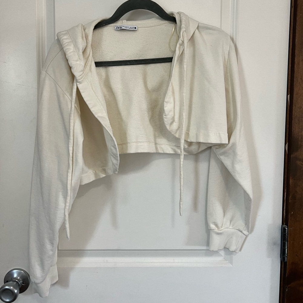 Zara Cream Cropped Sweatshirt / Arm Warmers